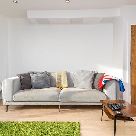 New 2Bd Flat 4Mins To Excel Centre Fast City Links Lejlighed London Eksteriør billede