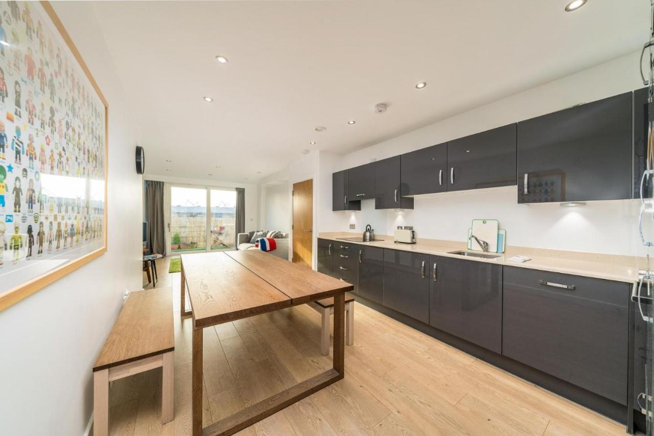 New 2Bd Flat 4Mins To Excel Centre Fast City Links Lejlighed London Eksteriør billede