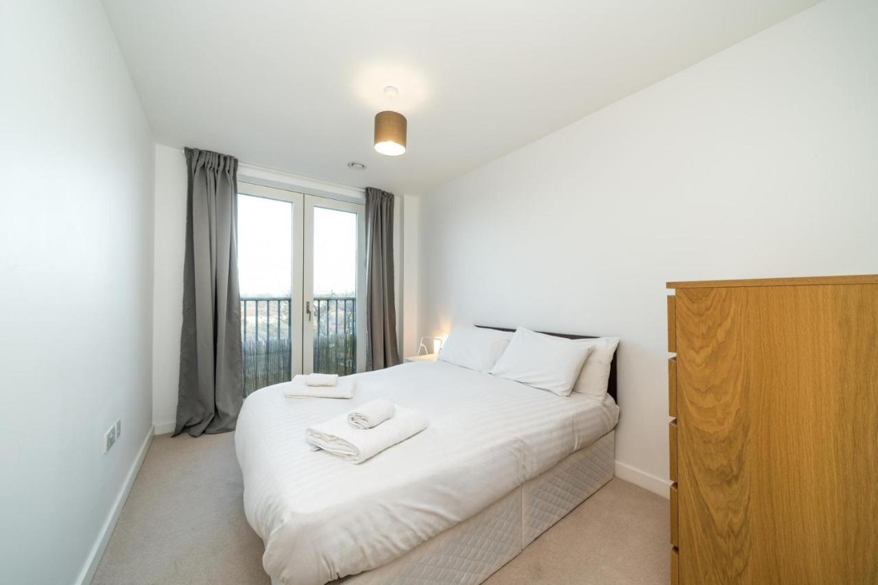 New 2Bd Flat 4Mins To Excel Centre Fast City Links Lejlighed London Eksteriør billede